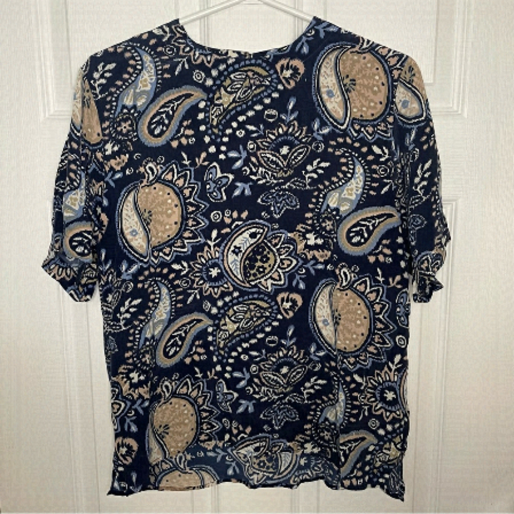 VINTAGE Douglass 100% Silk Blue Paisley Blouse Top Small
